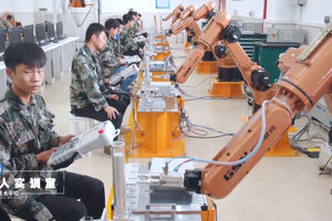 遵义市职业技术学校数控电子汽修专业部