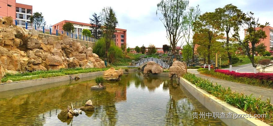 毕节市财贸学校校园一角