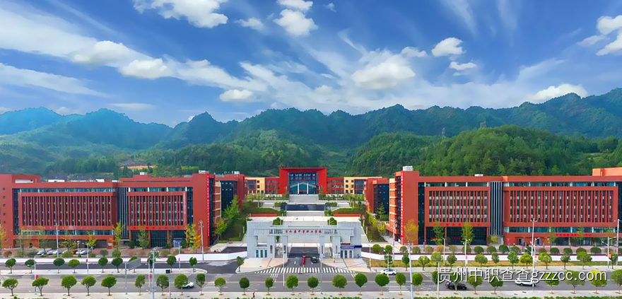 习水县中等职业学校正面全景