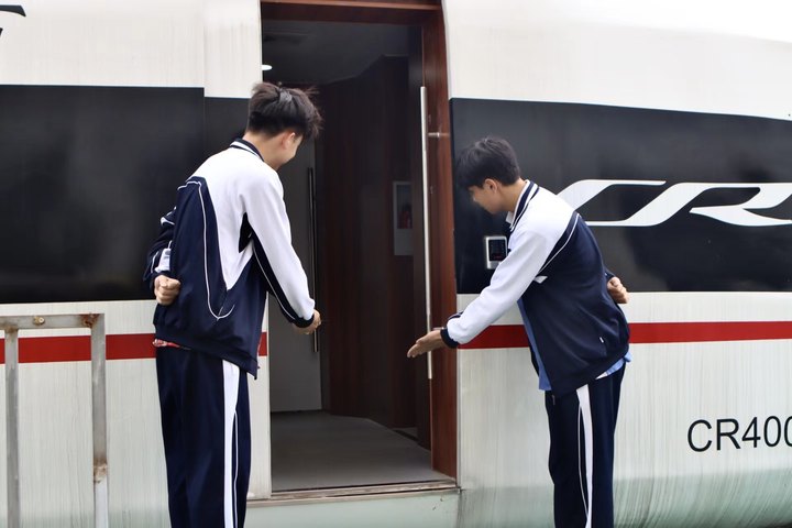 贵州中职学校秋季报名时间几月份开始?